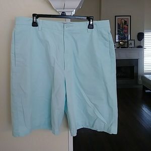 Izod flat front shorts